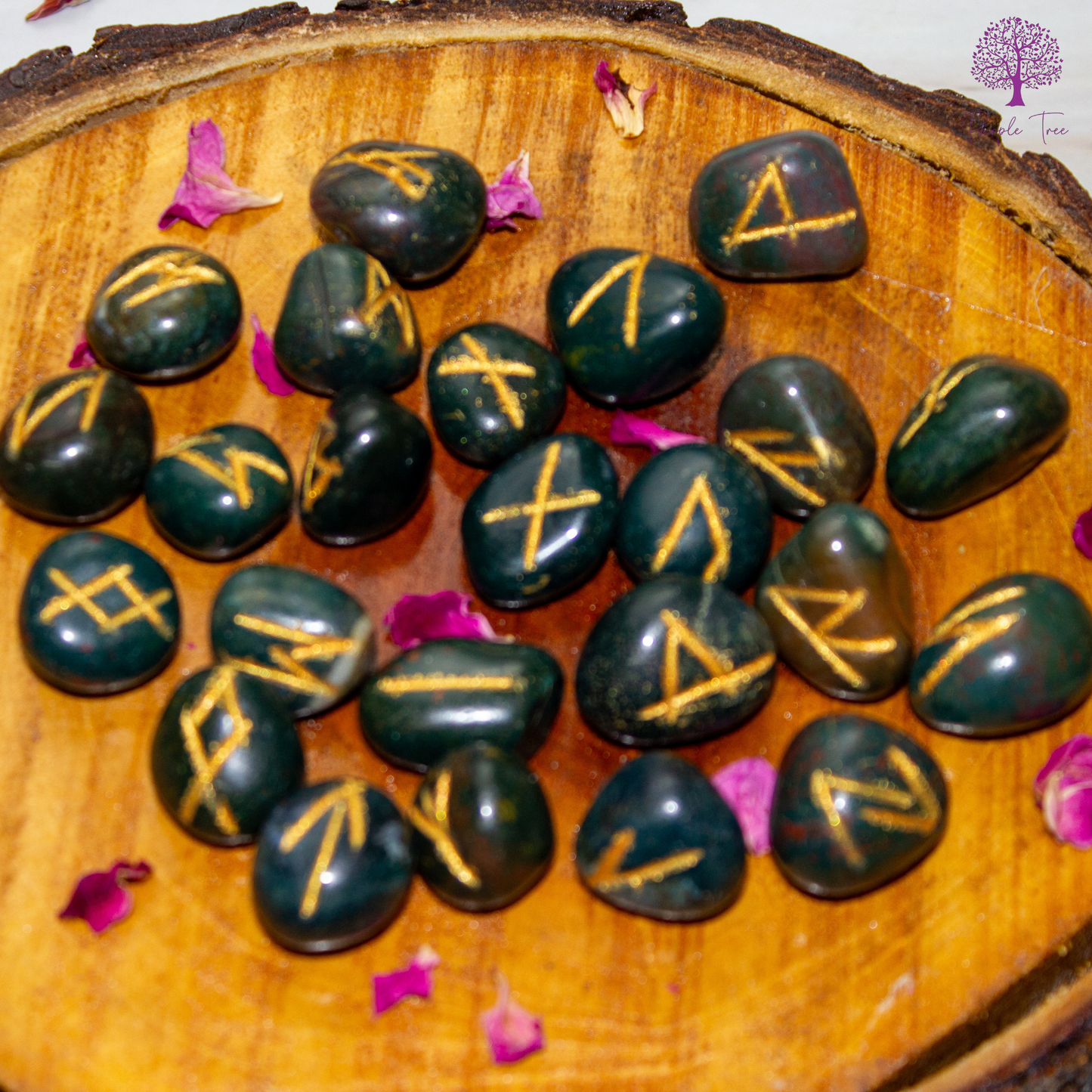 Bloodstone Rune Set