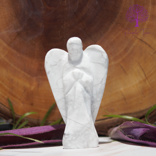 Howlite Angel